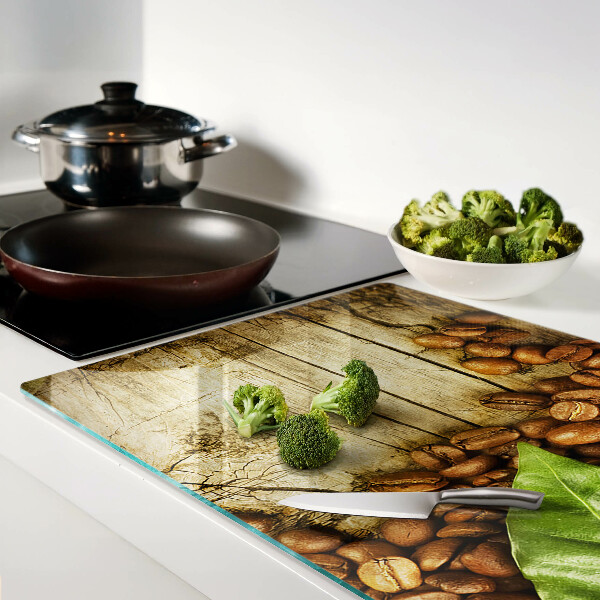 Schneidebrett glas Kaffee und Blätter