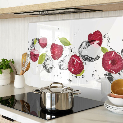 Glas-Schneidebrett mit Erdbeeren und Eis-Motiv