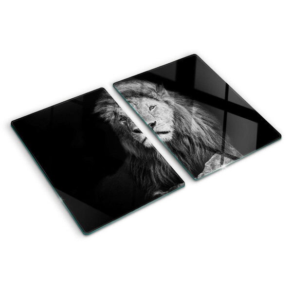 Schneidebrett mit schwarz-weißem Löwenmotiv