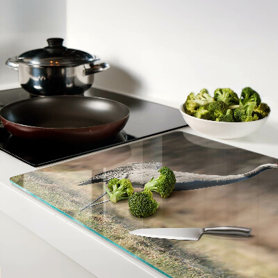 Schneidebrett glas Ein Kran vor der Kulisse einer Landschaft