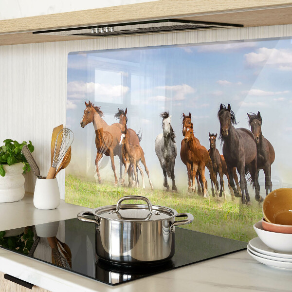 Schneidebrett Galoppierende Pferde auf der Wiese