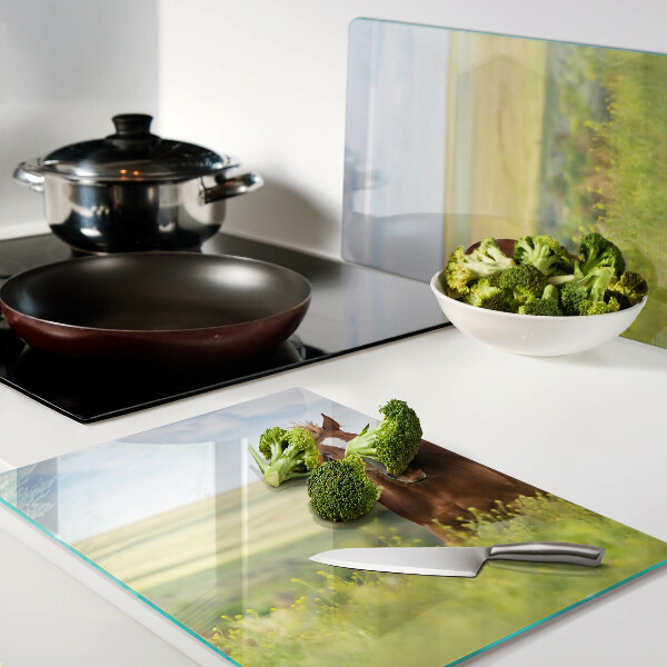 Schneidebrett mit Motiv eines Pferdes auf der Wiese