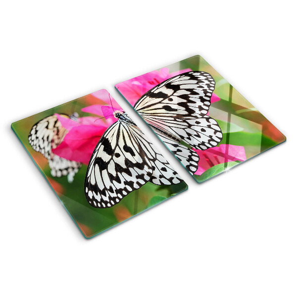 Glas schneidebrett Schmetterling auf Blumen