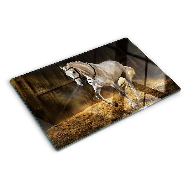 Glas schneidebrett Ein Pferd in Bewegung im Stall