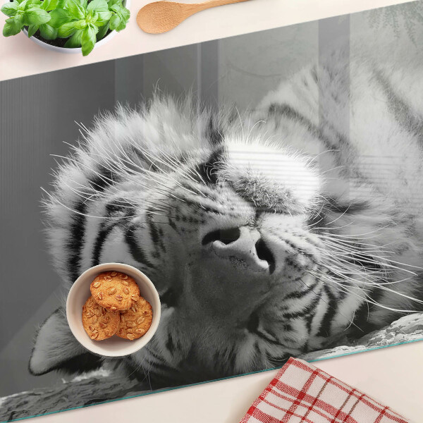 Schneidebrett mit Tiger-Motiv in Schwarzweiß