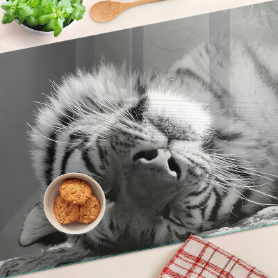 Schneidebrett mit Tiger-Motiv in Schwarzweiß