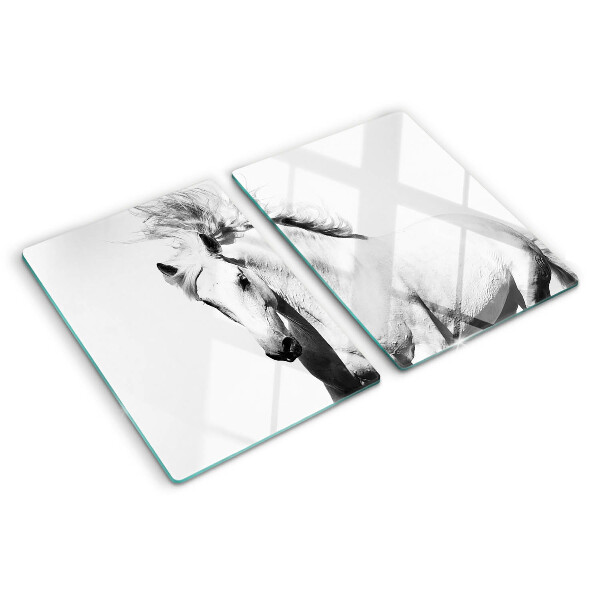 Schneidebrett mit schwarz-weißem Pferdemotiv