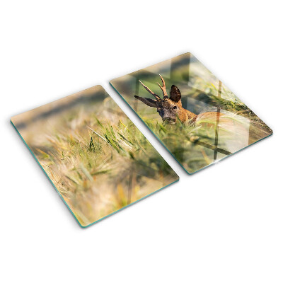 Schneidebrett mit Motiv eines Kitzes auf einer Wiese