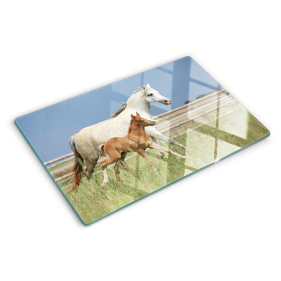 Schneidebrett Glas mit Motiv eines Pferdes und seines Fohlens auf einer Wiese