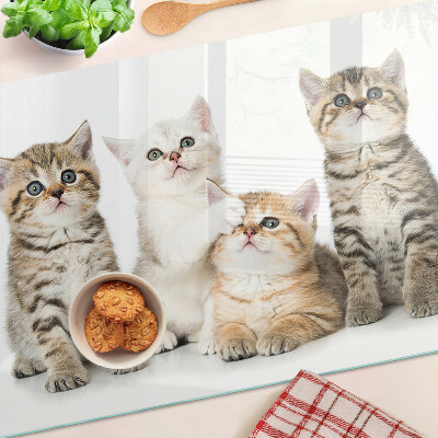 Glas schneidebrett Eine Schar Kätzchen