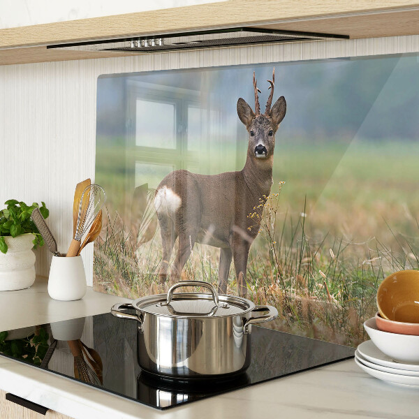 Schneidebrett Glas mit Rehmotiv in seinem natürlichen Lebensraum