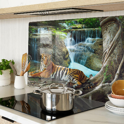 Schneidebrett Tiger in seinem natürlichen Lebensraum