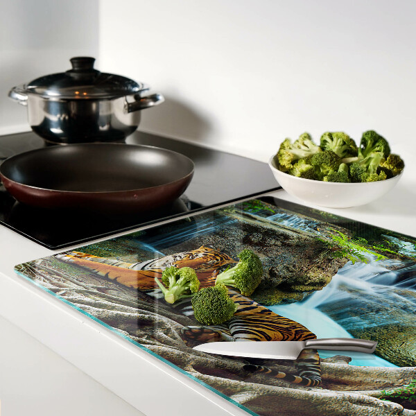 Schneidebrett Tiger in seinem natürlichen Lebensraum