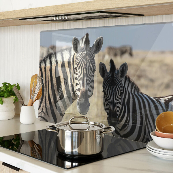 Schneidebrett Glas mit Motiv von Zebras in ihrem natürlichen Lebensraum