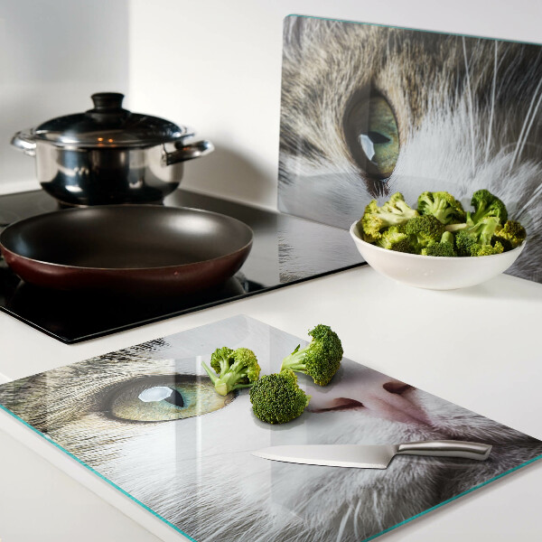 Glas schneidebrett Eine Katze mit grünen Augen