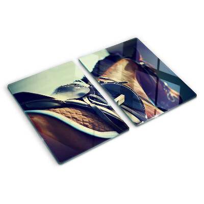 Glas-Schneidebrett mit Pferde- und Reitzubehör-Motiv