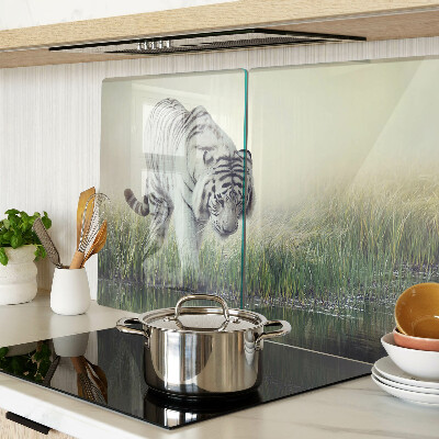 Schneidebrett Tiger im Gras