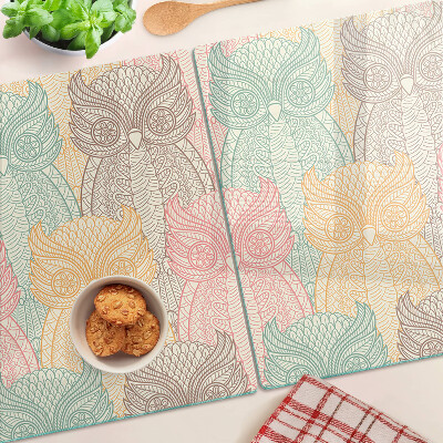 Schneidebrett mit Blumen- und Vogelmotiv