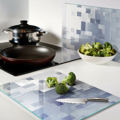 Schneidebrett mit geometrischem Muster in Blautönen