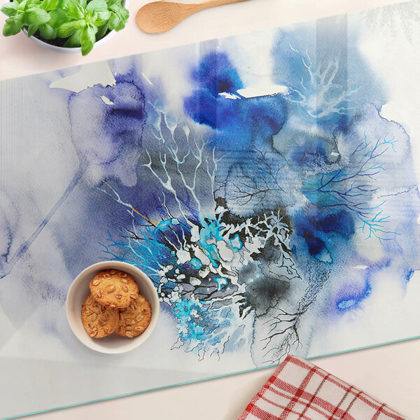 Glas-Schneidebrett mit abstraktem blauem Muster