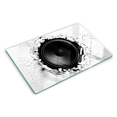 Schneidebrett Lautsprecher in einer zerbrochenen Wand