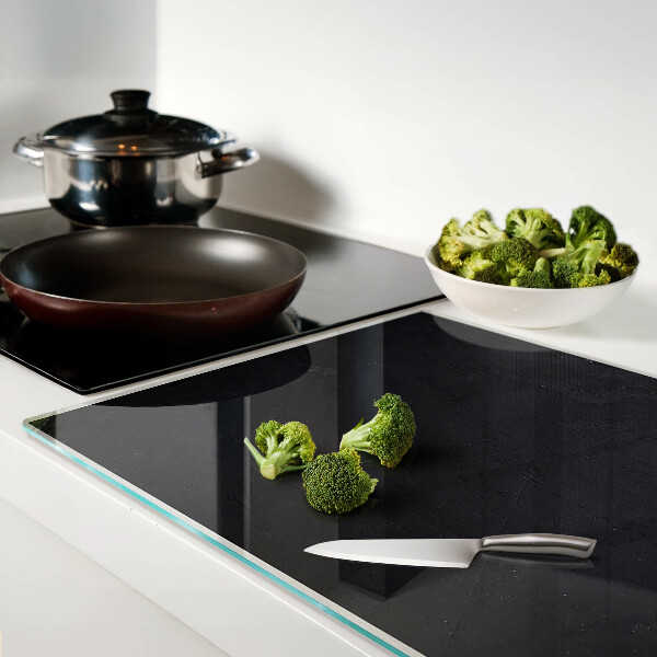 Schneidebrett mit schwarzer Marmorstruktur