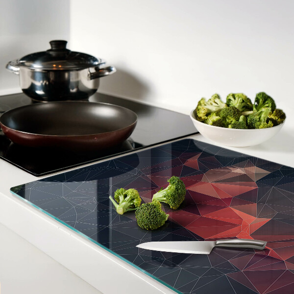 Schneidebrett mit abstraktem geometrischem Muster in Rottönen