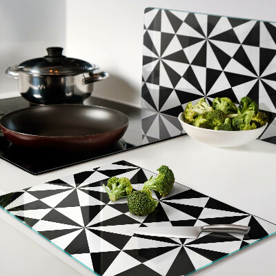 Schneidebrett mit geometrischem Schwarzweiß-Dreiecksdesign