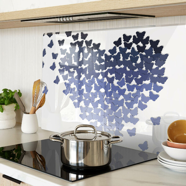 Schneidebrett Herzmotiv mit Schmetterlingen