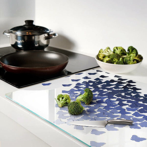 Schneidebrett Herzmotiv mit Schmetterlingen