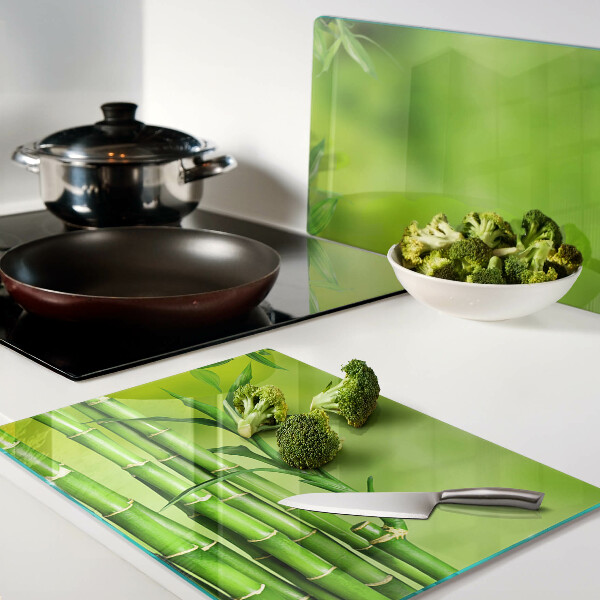 Schneidebrett Glas mit Bambusmotiv auf grünem Hintergrund