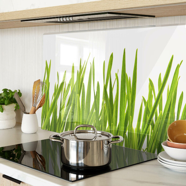 Schneidebrett mit grünem Gras-Motiv