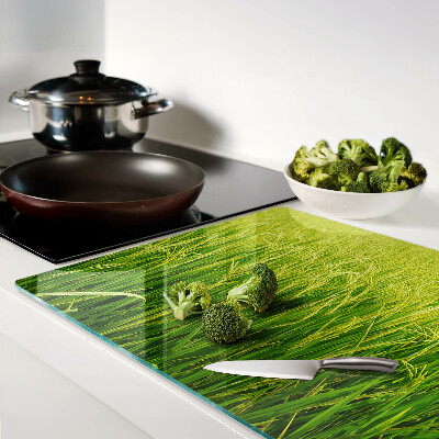 Schneidebrett Glas mit Motiv einer grünen Graswiese