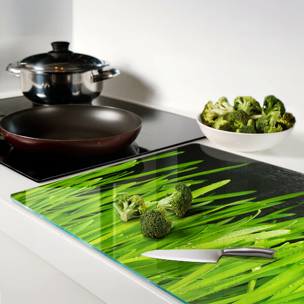 Glas-Schneidebrett mit Motiv grünes Gras und Wassertropfen