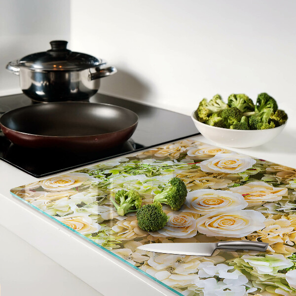 Schneidebrett mit Blumenmotiv in Pastelltönen