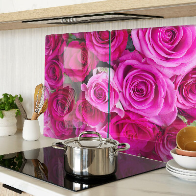 Schneidebrett mit Rosenmuster in Rosatönen