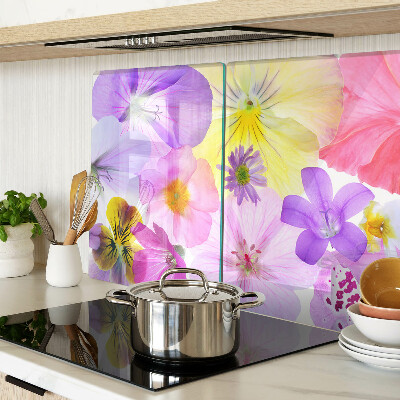 Glas-Schneidebrett mit Blumenmotiv in Pastellfarben