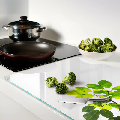 Schneidebrett mit Motiv ‚Blätter vor hellem Himmel‘