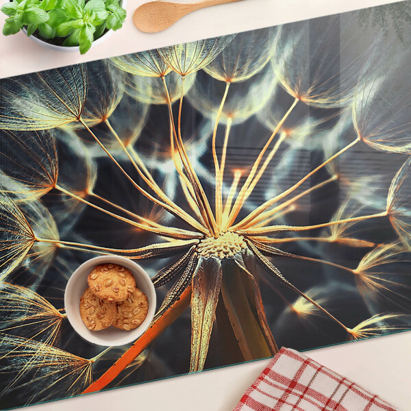 Glas-Schneidebrett mit Motiv einer Löwenzahn-Makrofotografie