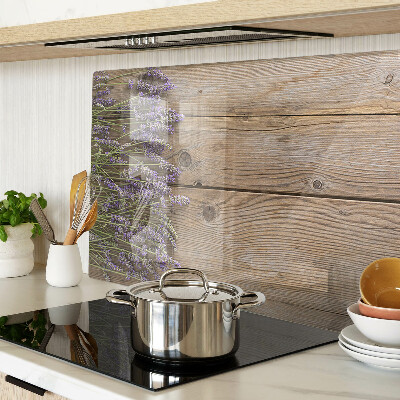 Schneidebrett mit Lavendelmotiv auf Holzgrund