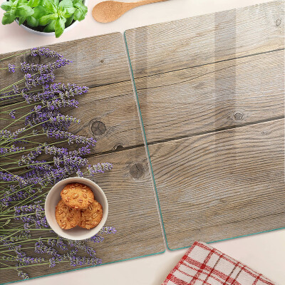 Schneidebrett mit Lavendelmotiv auf Holzgrund