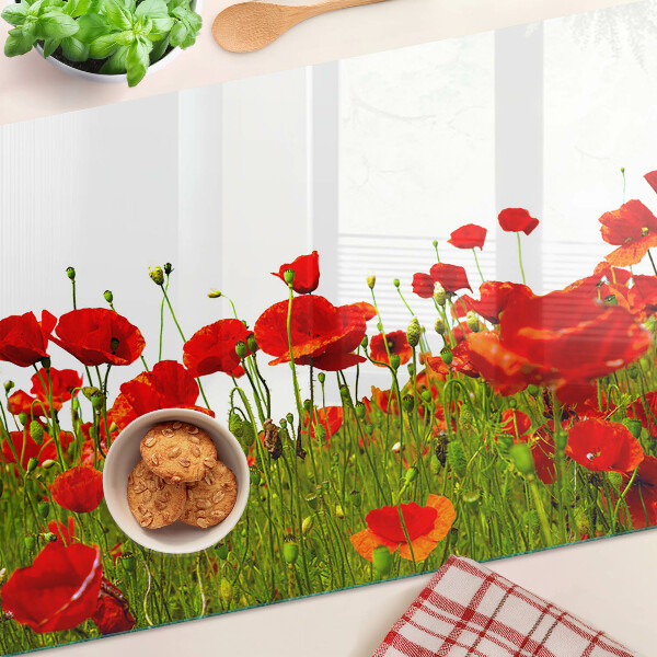 Schneidebrett Mohnblumen auf der Wiese