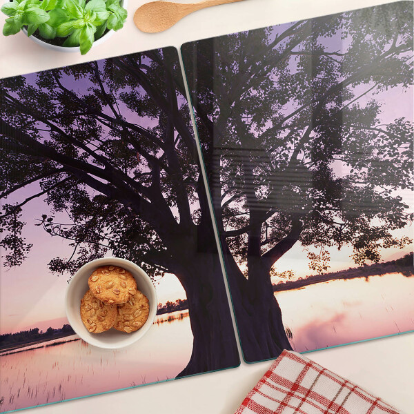 Schneidebrett Baum bei Sonnenuntergang
