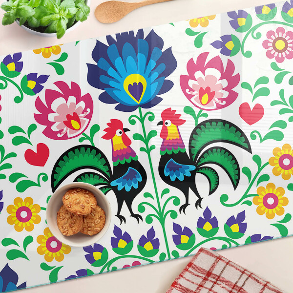 Schneidebrett mit Volksmotiv und Hähnen