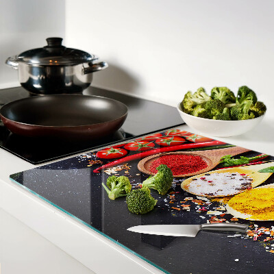 Schneidebrett Gewürze und Kräuter