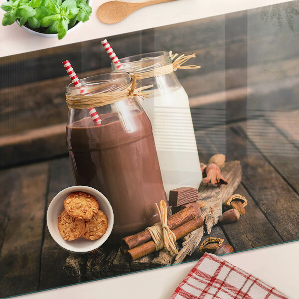 Schneidebrett Glas mit Motiv von Getränkegläsern auf Holzuntergrund