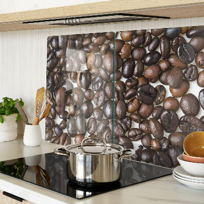 Schneidebrett mit Motiv aus Kaffeebohnen