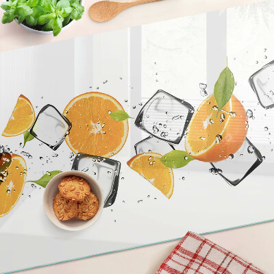 Schneidebrett Zitrusfrüchte mit Eis