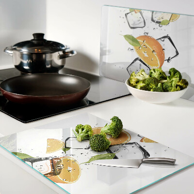 Schneidebrett Zitrusfrüchte mit Eis