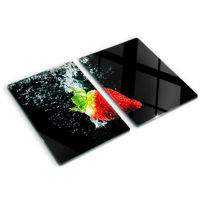 Schneidebrett mit Motiv einer Erdbeere im Wasser